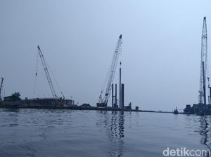 Protes Pembangunan Jembatan, Nelayan Dadap Sempat Usir Tongkang Protes Pembangunan Jembatan, Nelayan Dadap Sempat Usir Tongkang