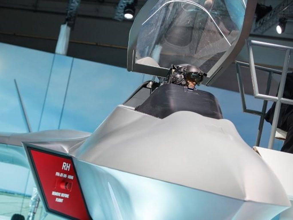 Menengok Kecanggihan Jet Tempur Inggris yang Bakal Bisa Baca Pikiran Pilot Menengok Kecanggihan Jet Tempur Inggris yang Bakal Bisa Baca Pikiran Pilot