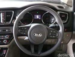 Kenapa Sih Kia Ogah Bikin Mobil MPV Murah Seperti Avanza cs?