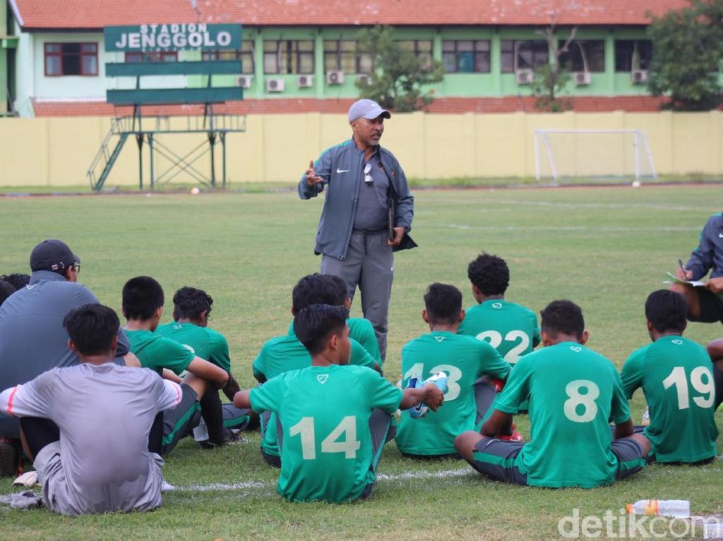 Piala AFF U-16: Indonesia Waspadai Pertahanan Malaysia yang Rapi Piala AFF U-16: Indonesia Waspadai Pertahanan Malaysia yang Rapi
