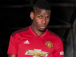 Jersey Manchester United menjadi yang termahal di Premier League 2018/2019. Adidias membandrol harga 116,85 pound sterling atau setara Rp 2,2 juta. (Foto: Twitter @ManUtd)