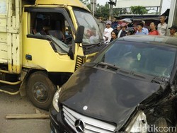 Tabrakan Beruntun di Cibiru Bandung, Seorang Bikers Tewas