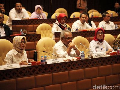 Menteri PUPR dan DPR Bahas RUU Sumber Daya Air