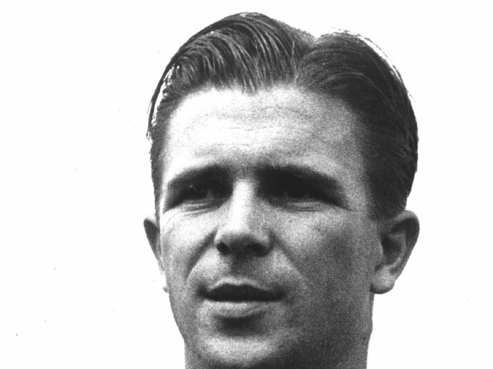 UNDATED:  FERENC PUSKAS. HONVED, REAL MADRID, HUNGARY & SPAIN. POSSIBLY THE GREATEST FOOTBALLER OF ALL TIME,  WHO ALONG WITH DI STEFANO FORMED AN IRRESISTABLE STRIKING PARTNERSHIP THAT SAW REAL MADRID RULE EUROPEAN CLUB COMPETITION IN THE LATE 1950's EARLY 1960's. Mandatory Credit: Allsport Hulton/Archive