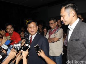 Saat Prabowo Minta Penilaian Apakah Serasi dengan AHY