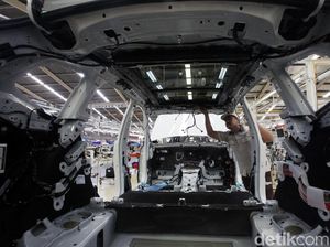 BMW Mau Rakit Mobil i8 di Indonesia?