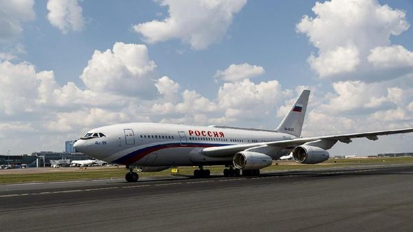 Mengintip Kemewahan di Balik Kecanggihan Pesawat Putin