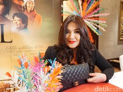Doyan Kerak Telor, Cornelia Agatha Serius Belajar Bikin Sendiri