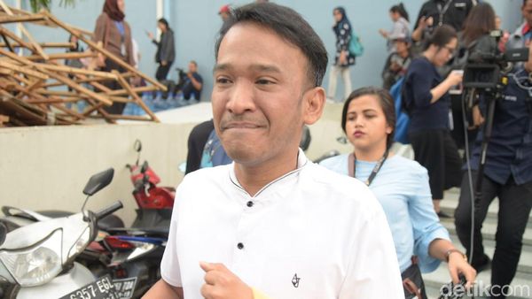 Cerita Ruben Onsu Soal Istrinya yang Jenguk Putri Denada