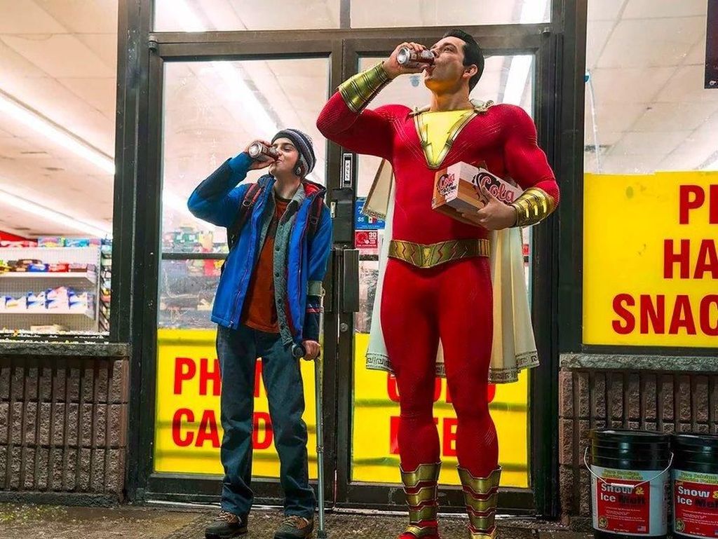 Shazam! Pahlawan DC yang Lebih Kocak Shazam! Pahlawan DC yang Lebih Kocak