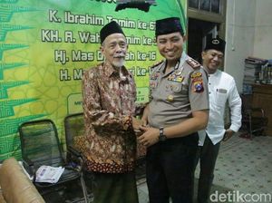 Ini Bukti Kedekatan Polisi dengan Ulama di Gresik