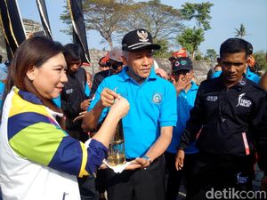 Api dari India untuk Obor Asian Games Mampir di Candi Ratu Boko