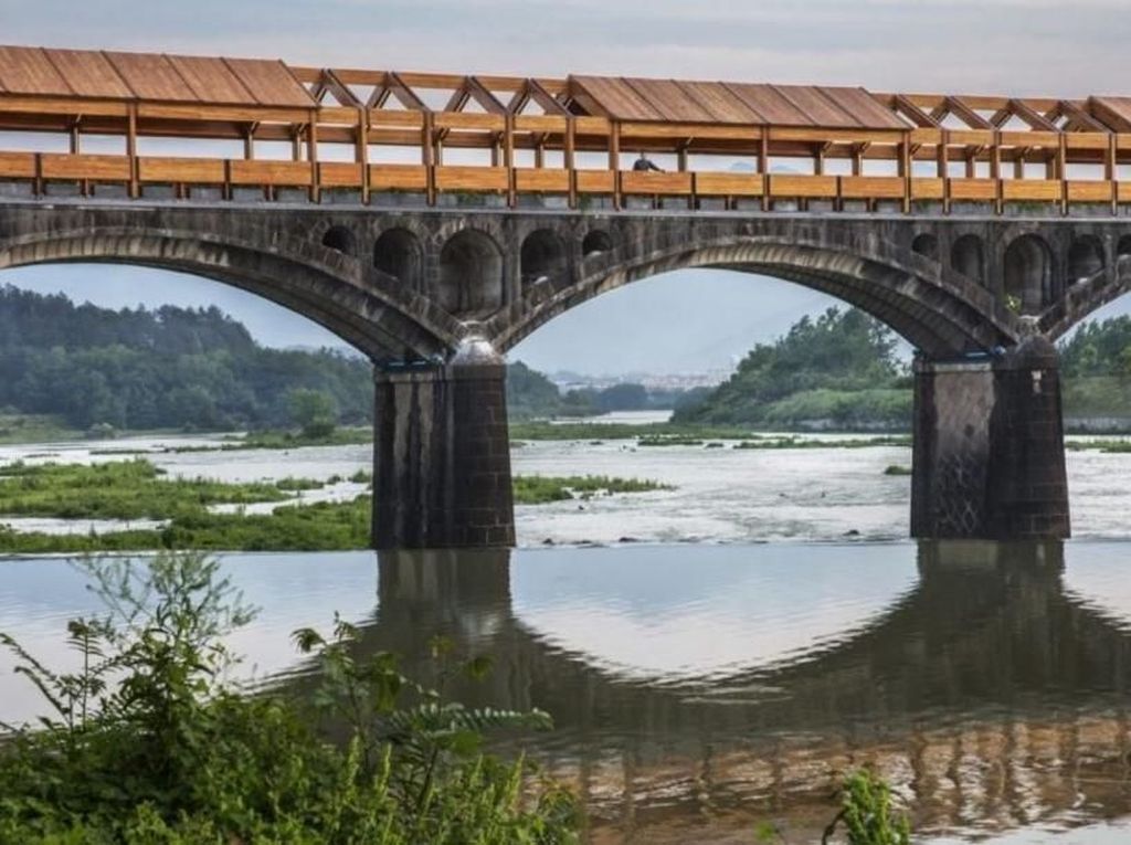 Seandainya Seluruh Jembatan Tua di RI Bisa Dipermak Seperti Ini