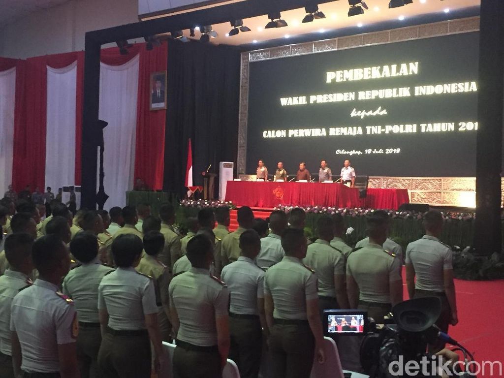 JK Beri Pembekalan ke 724 Capaja TNI-Polri di Cilangkap