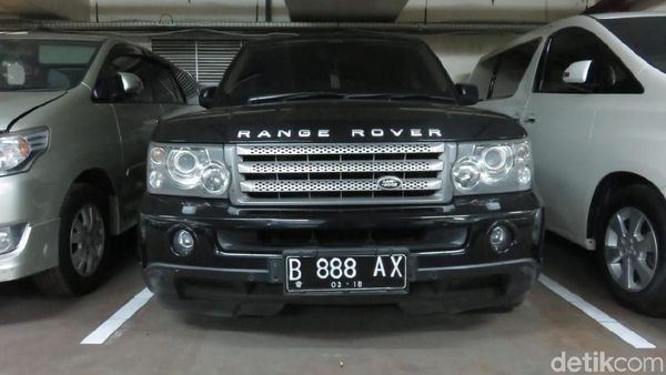 Garasi Mobil dan Motor Koruptor