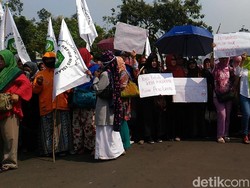Demo Sembako Murah, Perwakilan Emak-emak Diterima Istana