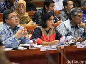 DPR Terima Laporan Keuangan Kemenkeu dan Bappenas Tahun 2017