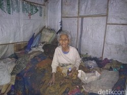 Kisah Mbah Marinem Hidup Sebatang Kara di Gubuk Reyotnya