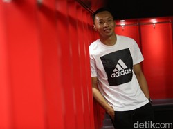 Awan Setho: Sepakbola Itu... Pacar Pertama