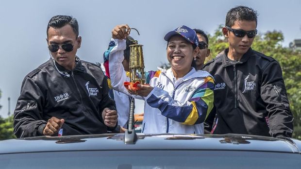 Yayuk Basuki jadi salah satu pembawa api obor Asian Games 2018. (