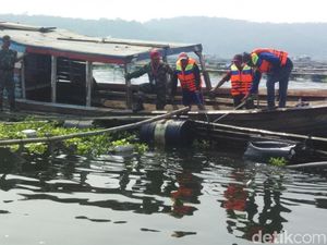 Ratusan Keramba Jaring Apung di Waduk Cirata Mulai Ditertibkan