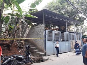 Rumah Dilempar Molotov, Mardani: #2019GantiPresiden Jalan Terus Rumah Dilempar Molotov, Mardani: #2019GantiPresiden Jalan Terus