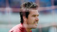 Doni didatangkan Liverpool dari AS Roma secara cuma-cuma di awal musim 2011/2012. Dia bertahan dua musim di Anfield, dengan catatan 4 kali bermain. (Foto: Maurizio Lagana/Getty Images)