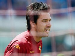 Doni didatangkan Liverpool dari AS Roma secara cuma-cuma di awal musim 2011/2012. Dia bertahan dua musim di Anfield, dengan catatan 4 kali bermain. (Foto: Maurizio Lagana/Getty Images)