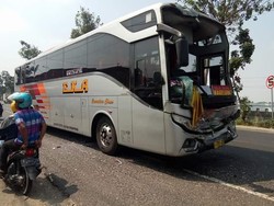 Kecelakaan Beruntun Libatkan 2 Bus, 5 Penumpang Luka