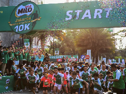Meriahnya Kegiatan Family Run di MILO Jakarta International 10K