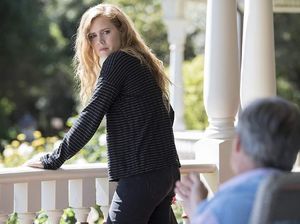 Pengalaman Eliza Scanlen Beradu Akting dengan Amy Adams Pengalaman Eliza Scanlen Beradu Akting dengan Amy Adams