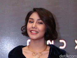 Mesranya Vanesha Prescilla dan Adipati saat Nikmati Sunset di Sumba