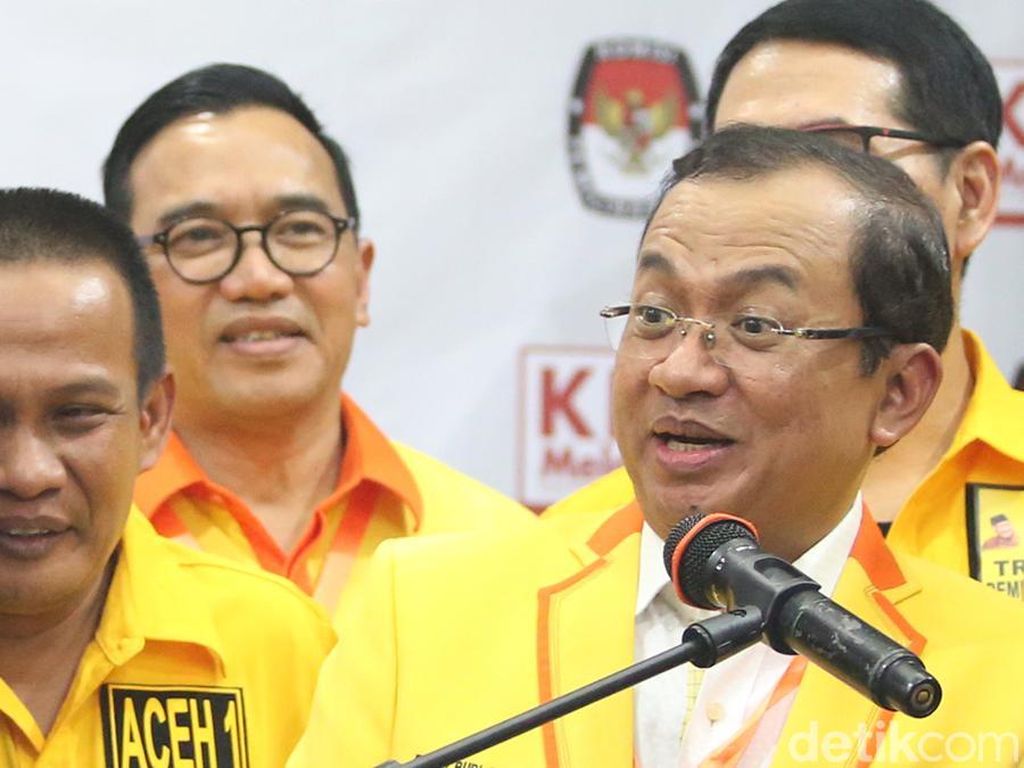 Partai Nyungsep, Sekjen Berkarya Disalahkan Partai Nyungsep, Sekjen Berkarya Disalahkan