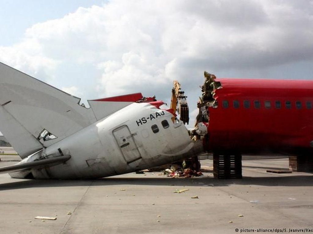 Ilmuwan Eropa Kembangkan Teknik Terbaru Daur Ulang Pesawat Terbang Ilmuwan Eropa Kembangkan Teknik Terbaru Daur Ulang Pesawat Terbang