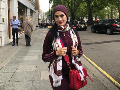Gaya Mewah Iis Dahlia yang Lagi Di-bully karena Kritik Peserta Audisi