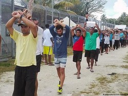 Potret Muram Kebijakan Pengungsi Australia