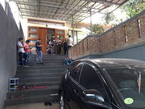 Polisi: Pelempar Molotov ke Rumah Mardani Ali Sera Diduga 2 Orang Polisi: Pelempar Molotov ke Rumah Mardani Ali Sera Diduga 2 Orang