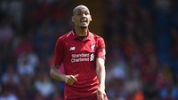 Liverpool membayar 45 juta euro untuk Fabinho. Namun Fabinho sama sekali belum dimainkan di Liga Inggris musim ini. Dia baru tampil tiga kali di Piala Liga Inggris dan Liga Champions dengan total penampilan 101 menit. Foto: Nathan Stirk/Getty Images
