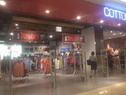 T-Shirt Hingga Jeans Diskon di Cotton On, Harga Mulai dari Rp 50 Ribu