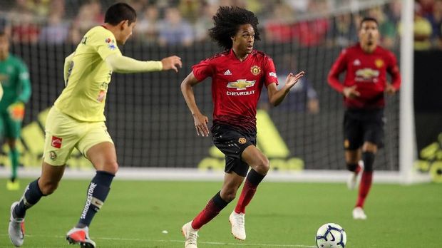 Solskjaer Tak Sabar Turunkan Pemain Muda Manchester United