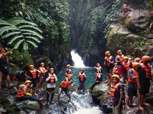 Yuk, Berakhir Pekan Seru di Green Canyon Mini Bogor