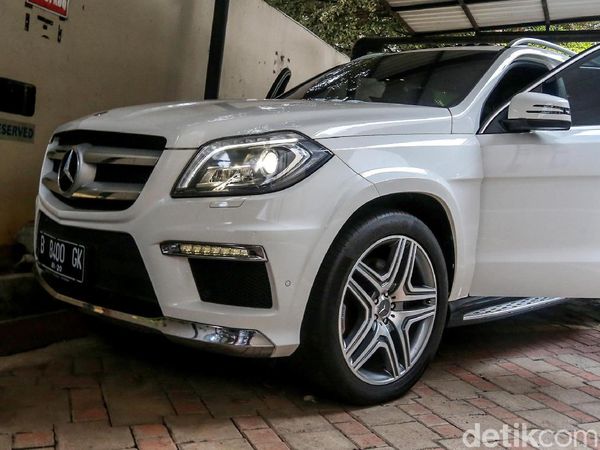 KPK Lelang Mercy GL 400 Seharga Rp 700 Juta