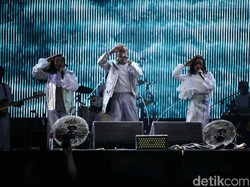 Penampilan Keren GAC Saat Buka WTF 2018 Hari Pertama