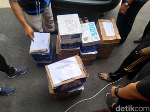 15 Jaksa Siap Hadapi Bos Abu Tours di Persidangan 15 Jaksa Siap Hadapi Bos Abu Tours di Persidangan