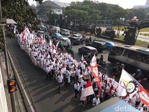 Temui Peserta Aksi, Rini Soemarno Jelaskan Penjualan Aset Pertamina