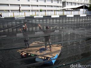 Sandi Ingin Lampu di Waring Kali Item Dibentuk Tulisan Asian Games Sandi Ingin Lampu di Waring Kali Item Dibentuk Tulisan Asian Games