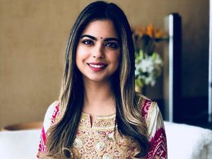 Menikah, Putri Orang Terkaya Se-Asia Beri Makan 5.100 Orang Hingga 4 Hari Menikah, Putri Orang Terkaya Se-Asia Beri Makan 5.100 Orang Hingga 4 Hari