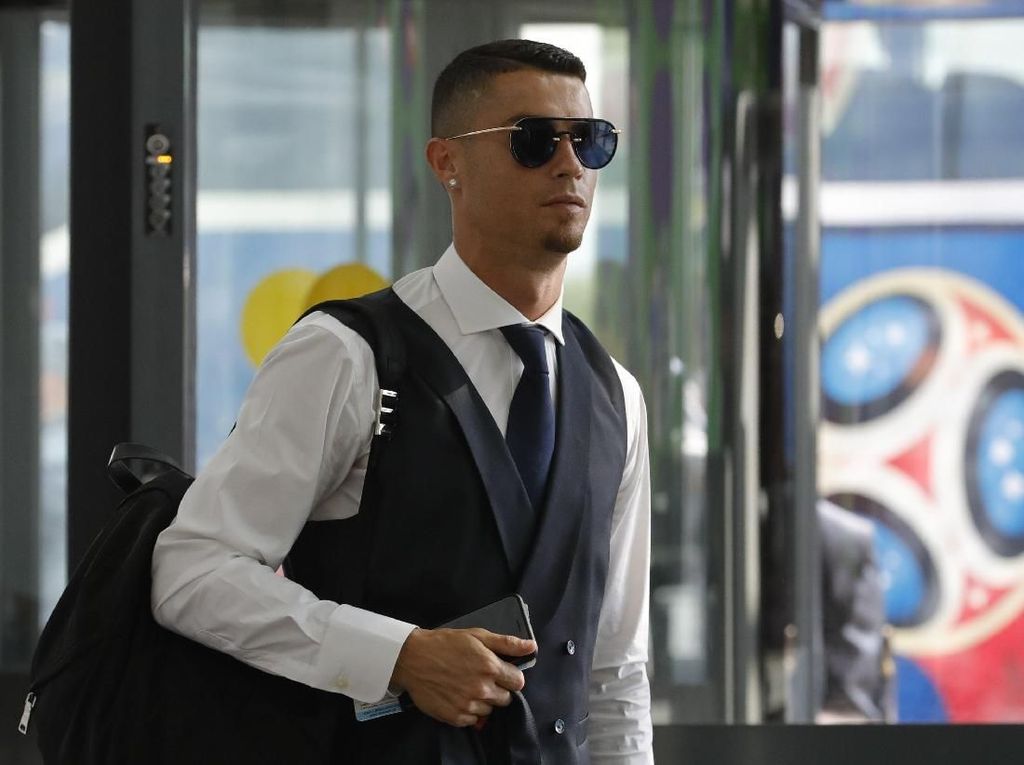 Ronaldo, Messi, dan Pesepakbola yang Tersandung Masalah Pajak Ronaldo, Messi, dan Pesepakbola yang Tersandung Masalah Pajak