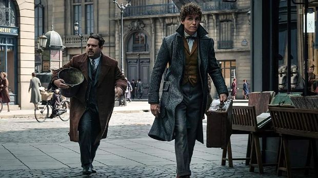 Fantastic Beasts: The Crimes of Grindelwald (2018).