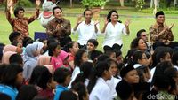 Suasana Hangat saat Jokowi Ajak Anak-anak Bermain di Istana